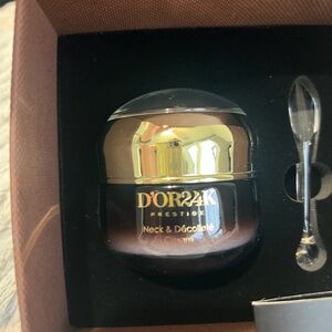 D'OR24K  Neck & Décolleté Cream